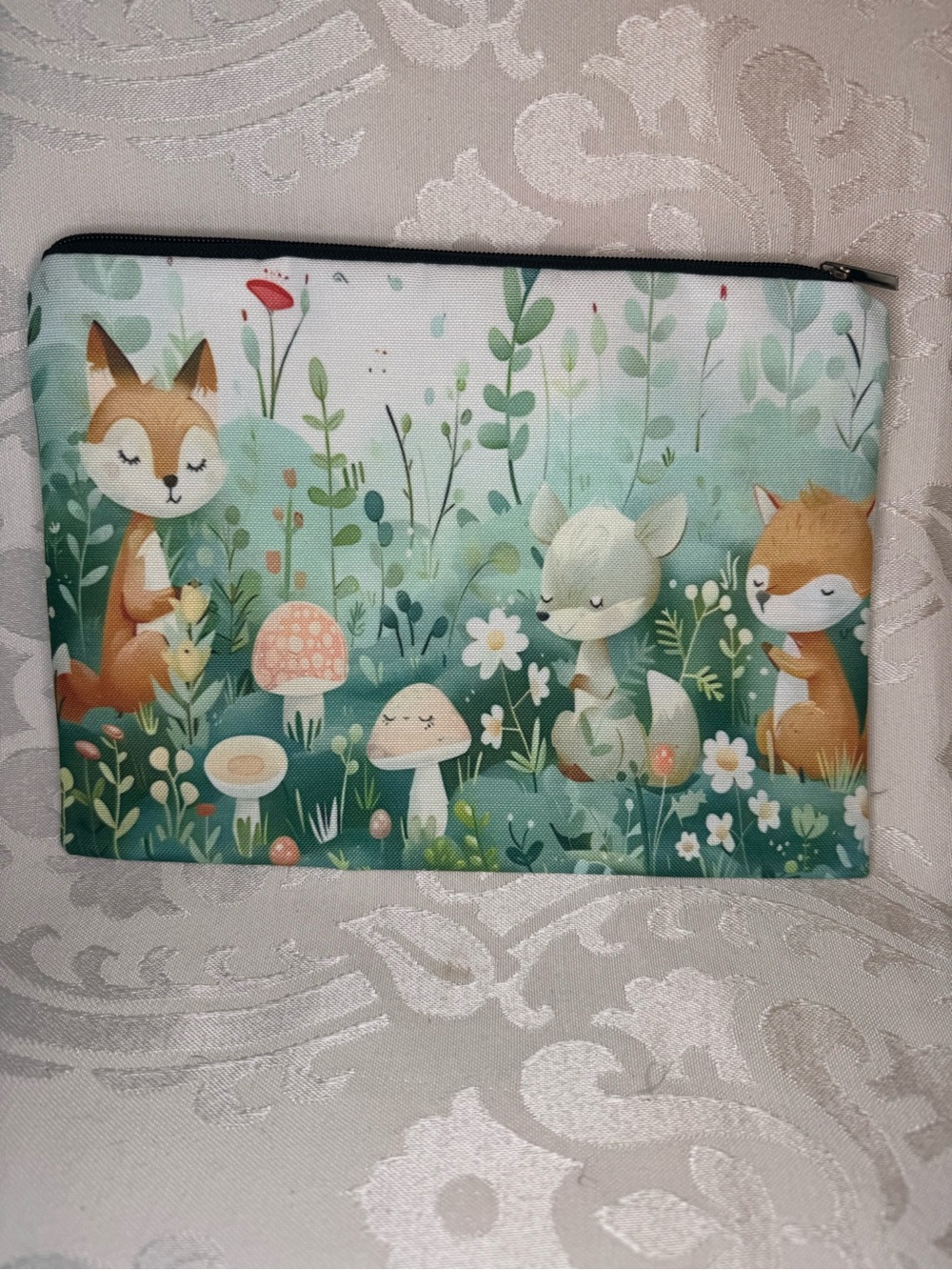 New Woodland Foxes Zipper Pouch - Green